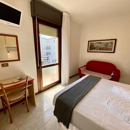 Hotel Rosa Caorle Quarto foto