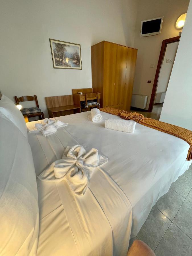 Hotel Rosa Caorle Exterior foto