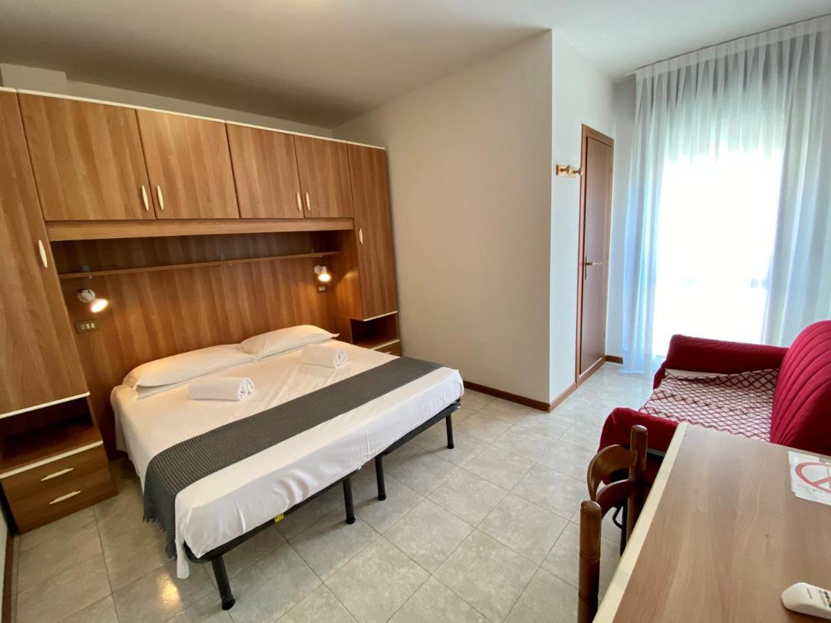 Hotel Rosa Caorle Quarto foto