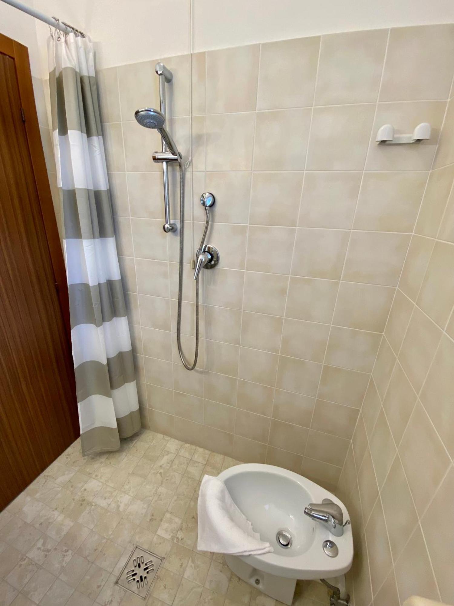 Hotel Rosa Caorle Quarto foto